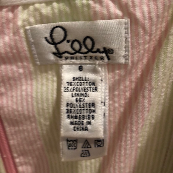 Lilly - Picture 2 of 2